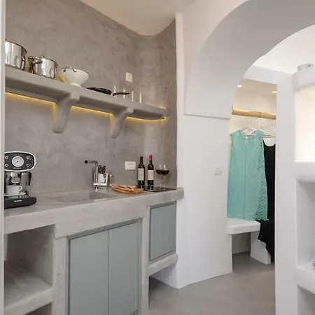Nissos House Santorini 펜션 Akrotírion