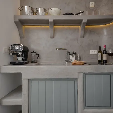 Nissos House Santorini 펜션 *