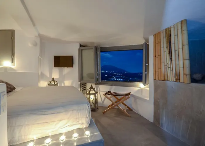 Nissos House Santorini